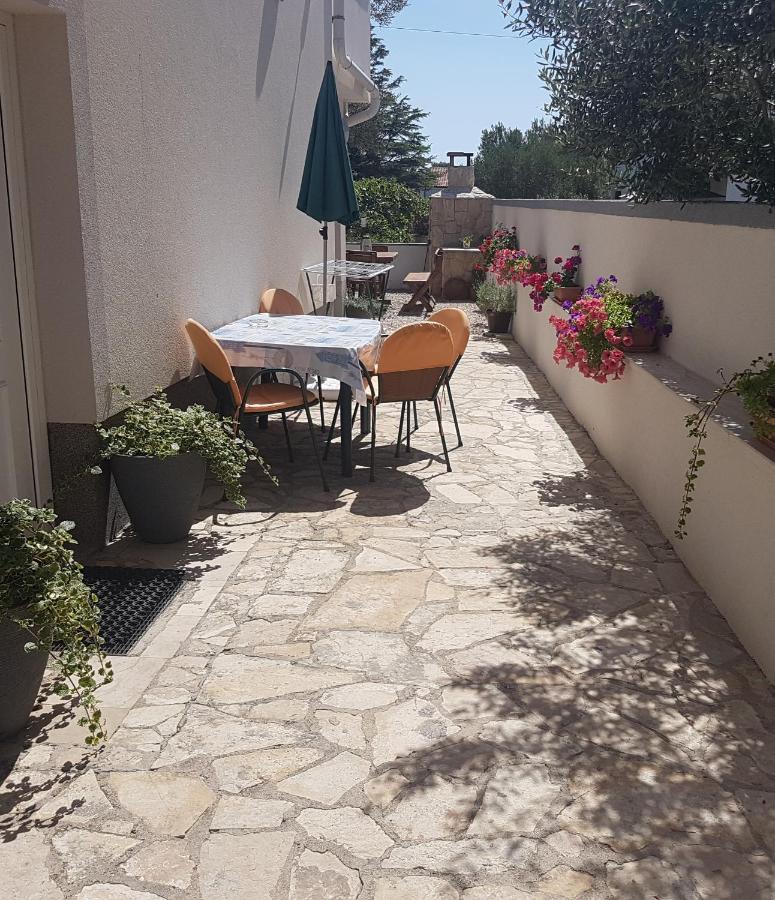 Apartments With A Parking Space Novalja, Pag - 6504 Exterior foto